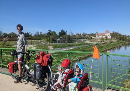 La Loire à Vélo itinéraire cyclo touristique au bord de la Loire